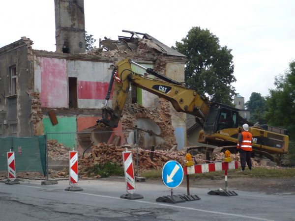 Odstranění bytového domu